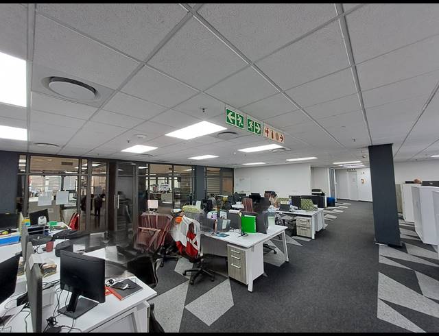 1,801.01M² OFFICE TO LET IN MELROSE ARCH